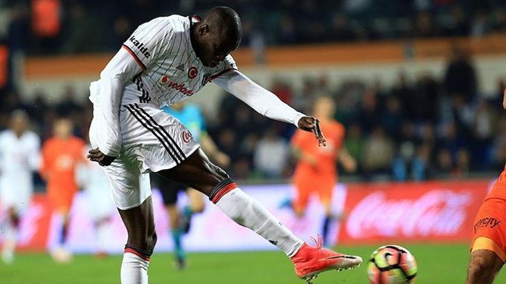 Shanghai Shenhua'dan Demba Ba açıklaması