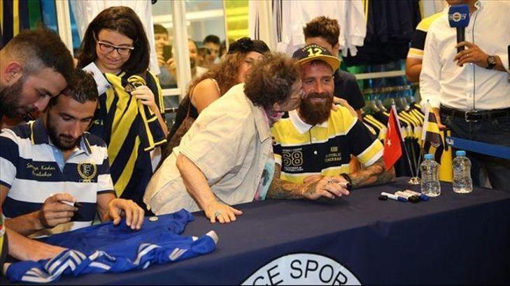 AVM'de Fenerbahçe