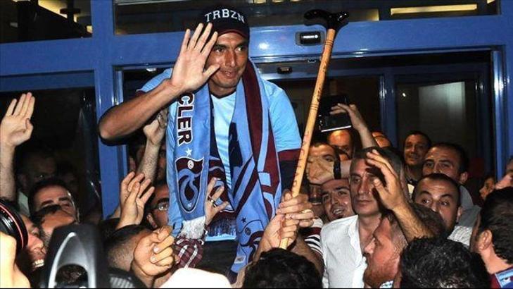 Cardozo Trabzon'a indi