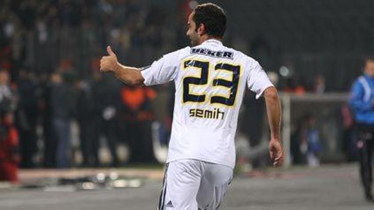Semih Şentürk boş geçmiyor