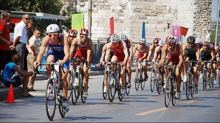 Önce miting sonra triatlon