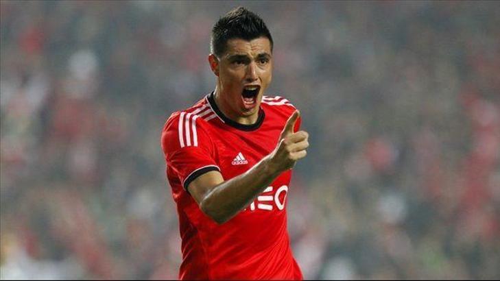 Trabzonspor, Cardozo'yu KAP'a bildirdi