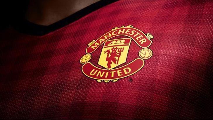 Manchester United'a büyük şok
