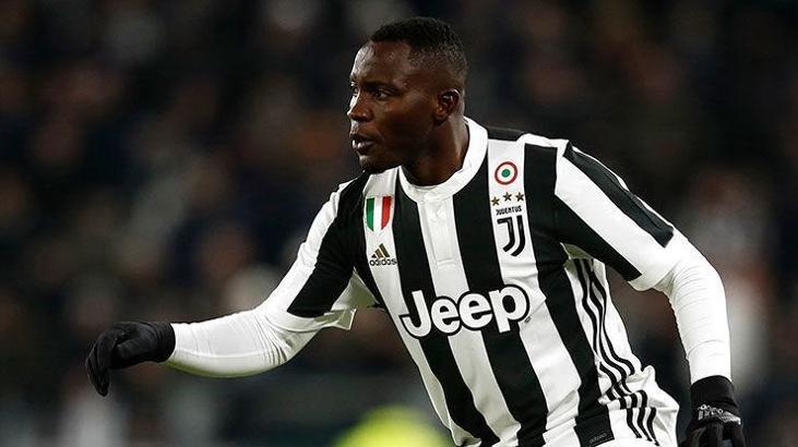 Asamoah'a taraftar baskısı