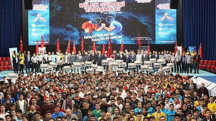 Bilek güreşi heyecanı sona erdi
