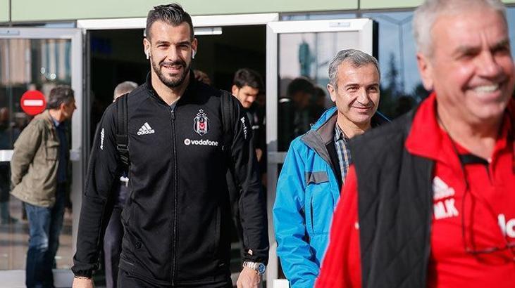 Beşiktaş kafilesi İzmir'e geldi