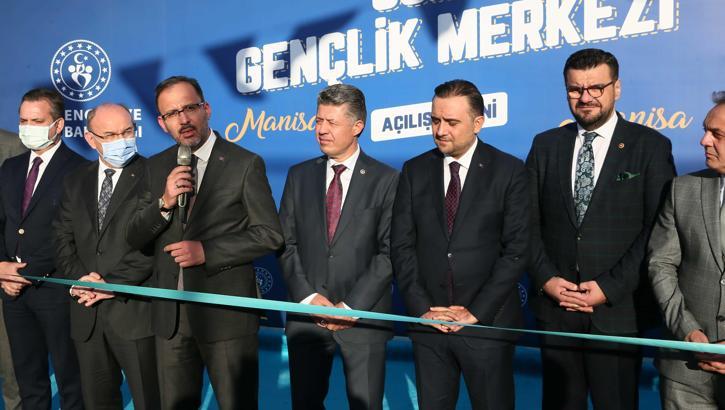 Gençlik ve Spor Bakanı Kasapoğlu Soma Gençlik Merkezi'ni açtı