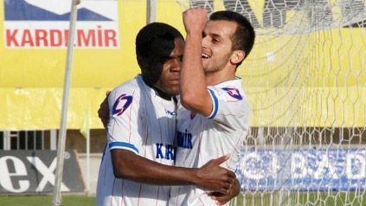 Yok artık Emenike! 3-0