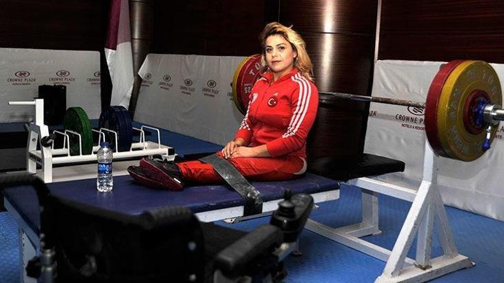 Bedensel engelli sporculardan madalya yağmuru