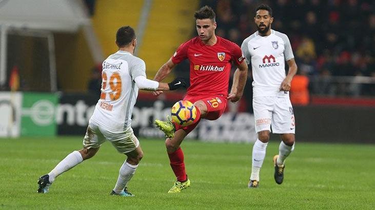 Deniz Türüç ve Silviu Lung, Beşiktaş'a karşı yok!