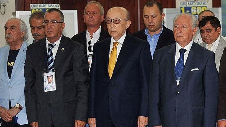 Fener'in yeni Divan Başkanı Vefa Küçük