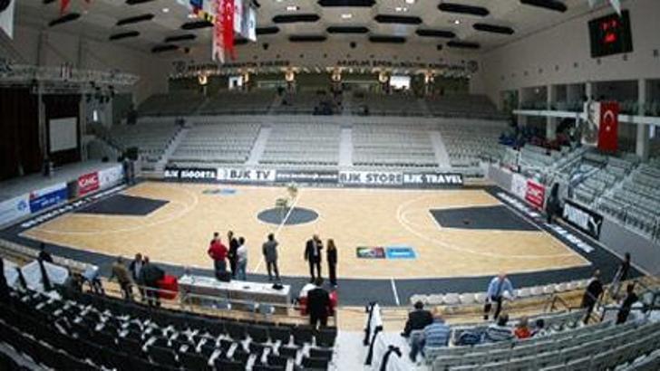 Iverson Akatlar'da imzalayacak