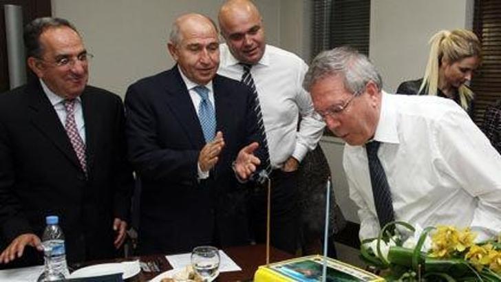İyi ki doğdun Aziz Başkan...