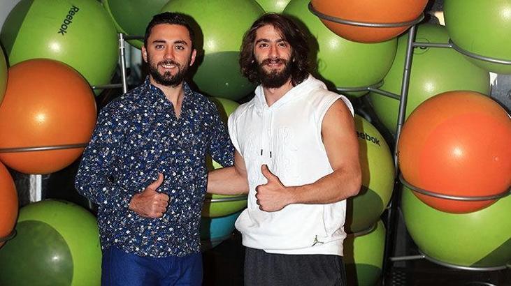 'Cenk Tosun, Messi ve Ronaldo olma yolunda'