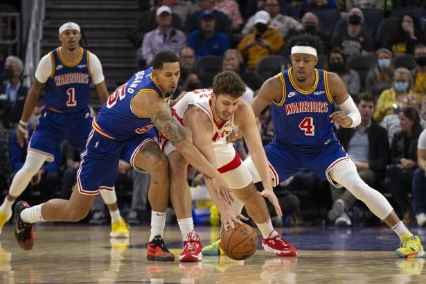 NBA lideri Golden State Warriors, Houston Rockets'ı yendi