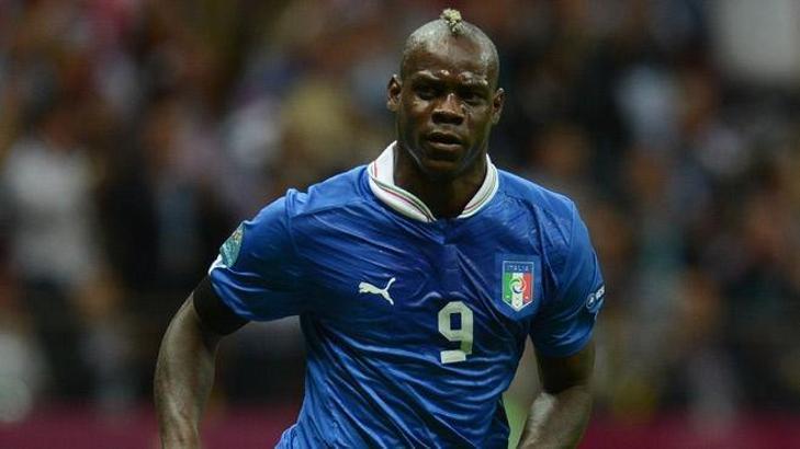Balotelli'nin faturası Sneijder'den