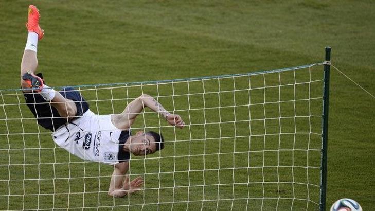 Newcastle United, Cabella'yı renklerine bağladı