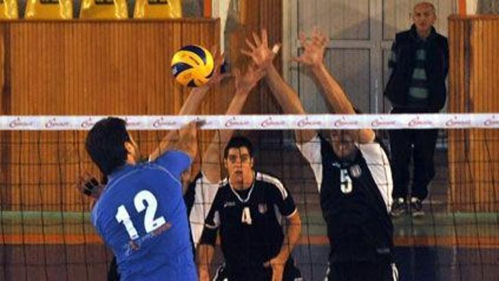 Kartal, MEF'ten set alamadı