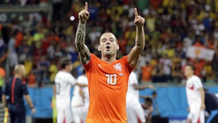 Sneijder Monaco'ya