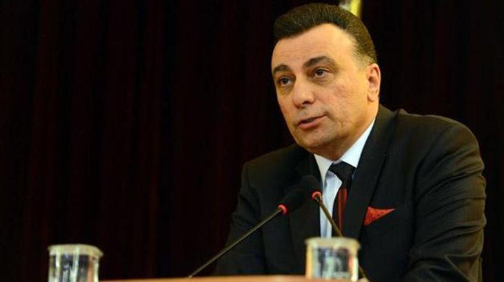Galatasaray yönetimine eleştiri: Oturan 3 futbolcu 30 milyon TL alıyor!