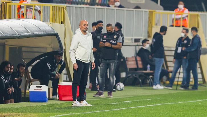 Eyüpspor Teknik Direktörü Zafer Turan: Hedefe doğru gitmeye çalışıyoruz