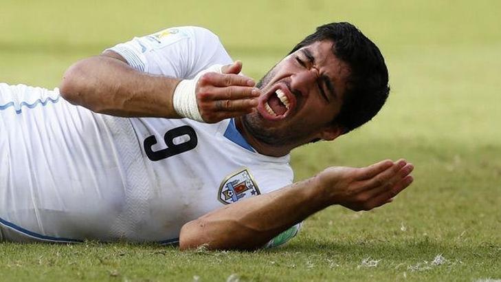 Barcelona Suarez için psikolog getiriyor