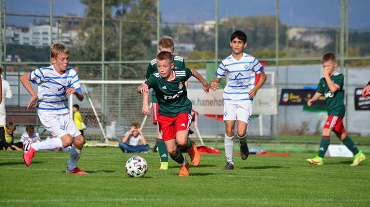 Antalya'da Uluslararası Çocuk Futbol Turnuvası sona erdi