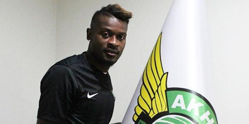 Akhisarspor'da elde kalan kurtarıcı Jeremy Bokila