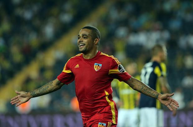 Erzurumspor transferde bombayı patlatıyor