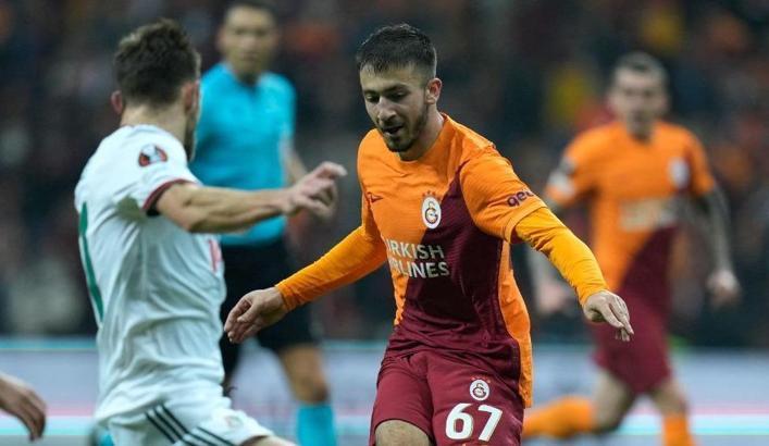 Bir forvetten fazlası