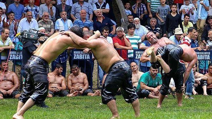 Kırkpınar'da yağlanan her güreşçinin hayali: Altın kemer