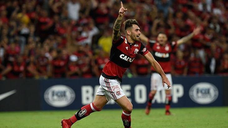 Flamengo, Junior'u 2-1 mağlup etti