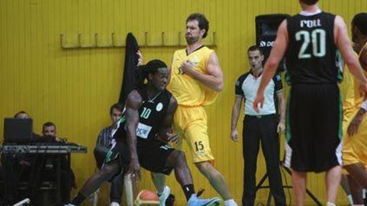 OYAK Renault evinde tuş: 68-76