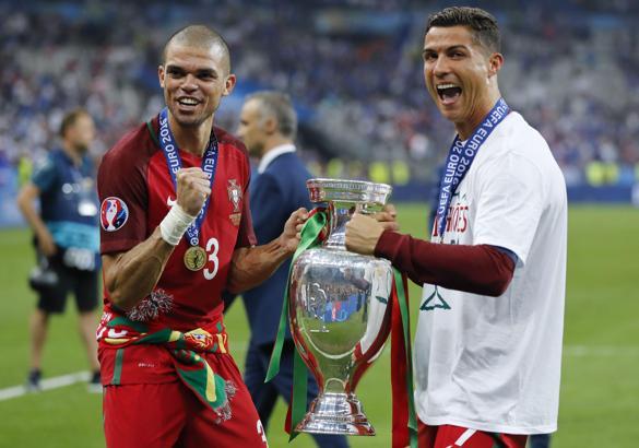 Pepe'den Ronaldo'ya: Come to Beşiktaş