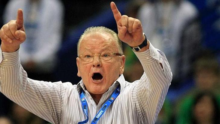 Efes, Ivkovic'i tanıtacak