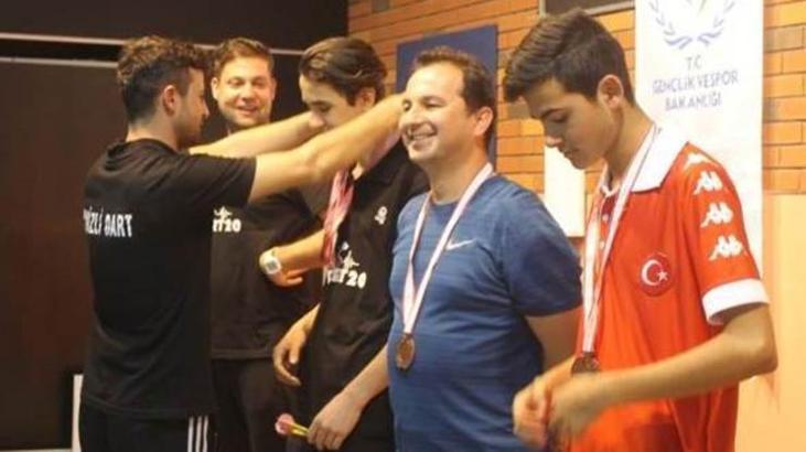 Denizli'de ‘dart yarışması' birincisi belli oldu