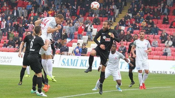 Balıkesirspor Baltok - Eskişehirspor maç sonucu: 2-3