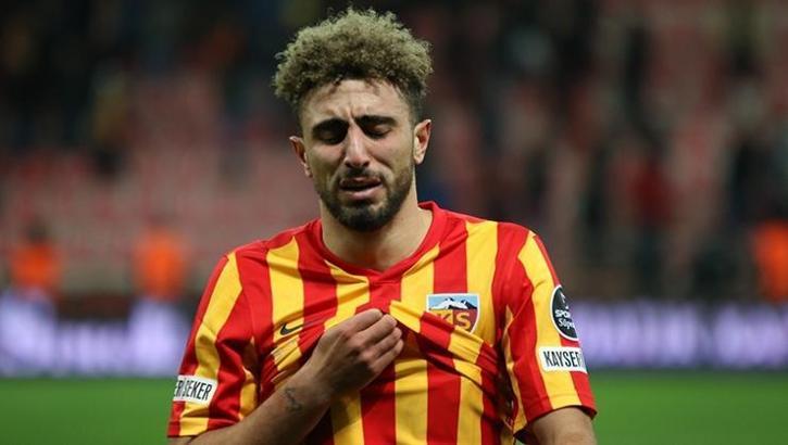 Taraftar ıslıkladı Bilal Başacıkoğlu ağladı