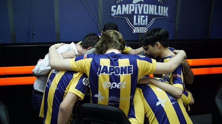 1907 Fenerbahçe Espor'da ayrılık