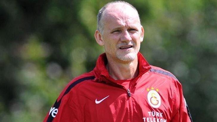 Claudio Taffarel'e yeni sözleşme