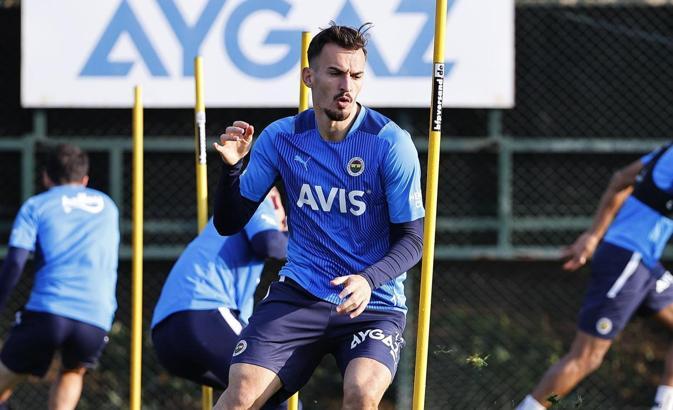 Fenerbahçe'de Berisha ve Meyer formayı unuttu