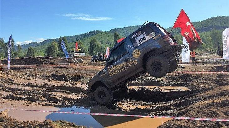 Datça off road ekibi kupaları toplamaya devam ediyor