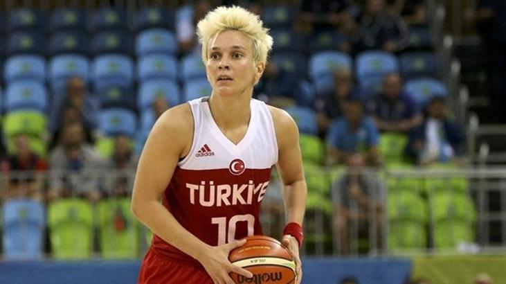 Işıl Alben, Polonya maçında da yok