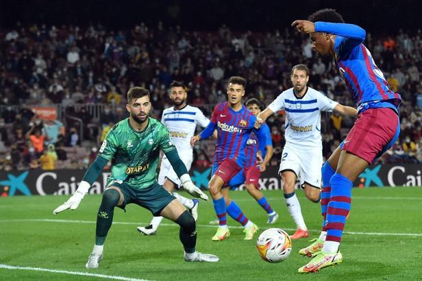 Barcelona - Alaves maç sonucu: 1-1