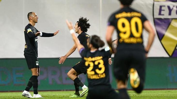 38'lik Umut Bulut, Eyüpspor'u taşımaya devam ediyor
