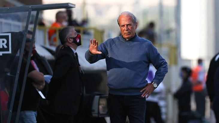 Mustafa Denizli: 15 puan barajını geçtiğimiz için mutluyuz