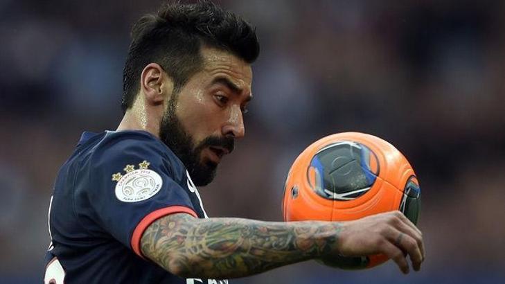 Lavezzi kararını Mayıs'ta verecek
