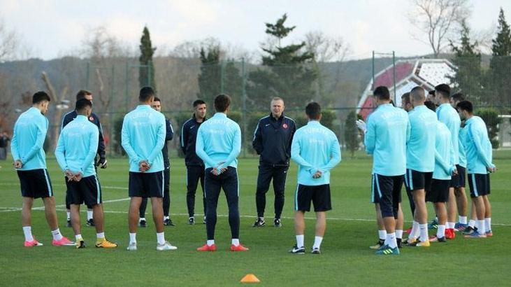 Ümit Milli Futbol Takımı, İstanbul'da toplandı