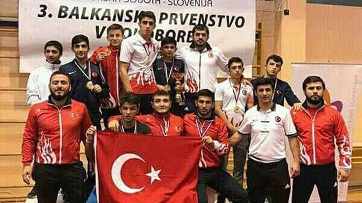Yıldız Grekoromen Güreş Milli Takımı tarih yazdı