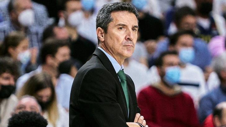 Dimitris Priftis: Anadolu Efes çok yetenekli bir takım